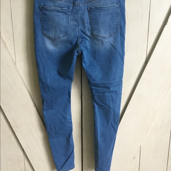 💙ASOS Ripped Skinny Jeans💙 - Picture 4 of 8